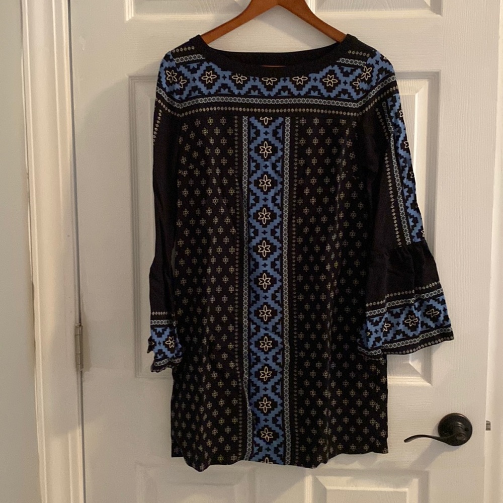 LOFT Navy pattern shift dress